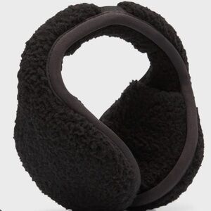 NIB UGG UNISEX WOMEN MEN TASMAN FUR EARMUFFS Black new